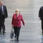  Merkel y los socialdemócratas acuerdan negociar una Gran Coalición