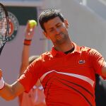 Djokovic se queja de la organización tras perder contra Thiem