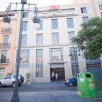 En la imagen, la sede del PSPV en la calle Blanqueries de Valencia. Por ella han pasado multitud de organizaciones