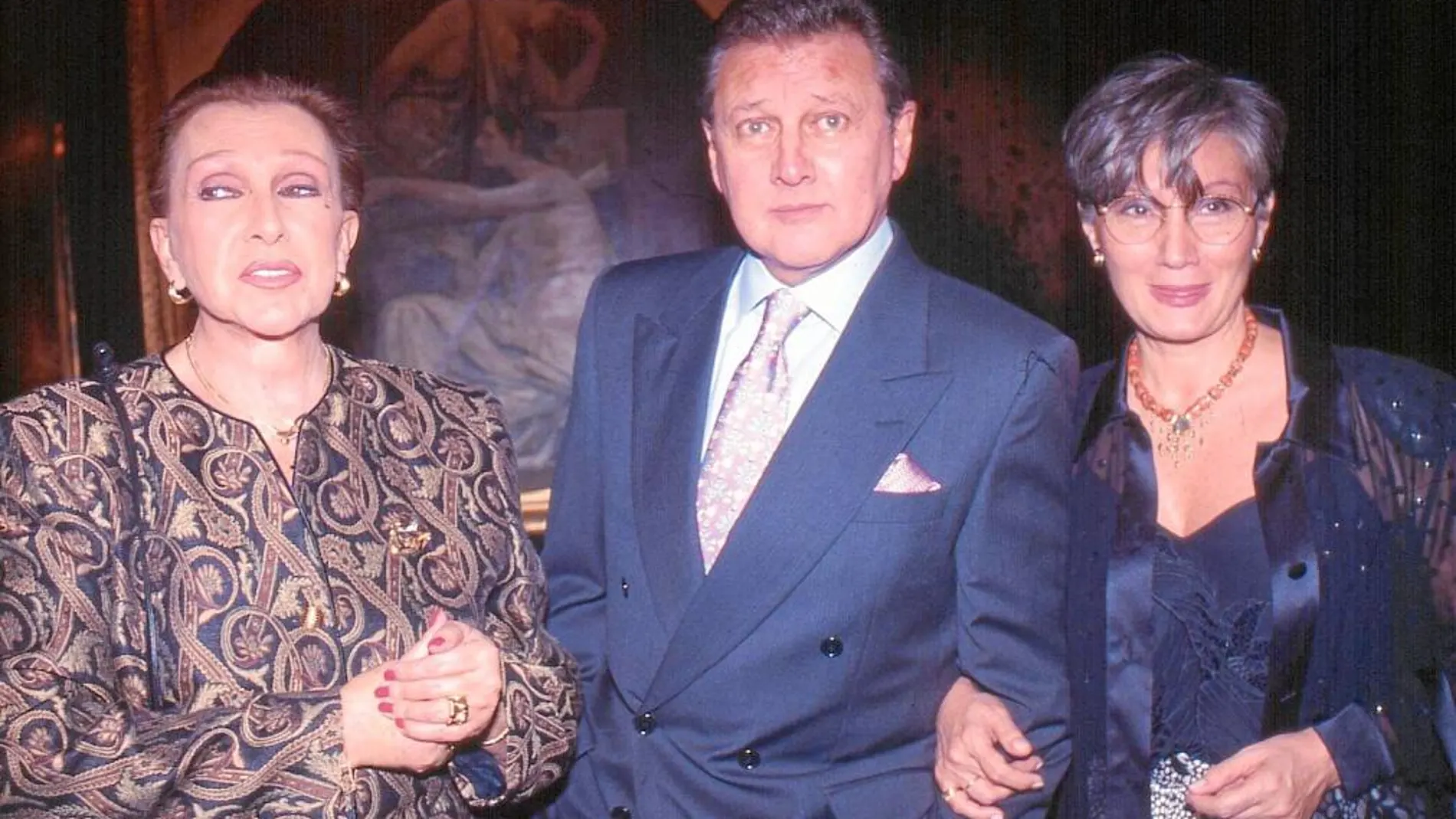 Amparo Rivelles, con Carlos Larrañaga y Ana Diosdado