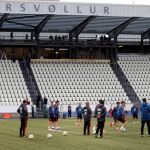 Los jugadores de la selección española, durante el entrenamiento de España el jueves en las Islas Feroe