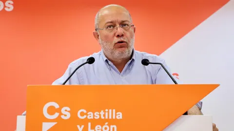 El candidato de Ciudadanos a la Presidencia de la Junta, Francisco Igea, valora los resultados electorales