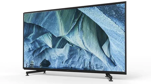 Los dos modelos de 85 y 98” llegan en junio con precios desde 16.999 euros.