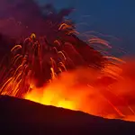  Alerta en Sicilia: El volcán Etna vuelve a entrar en erupción