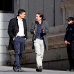 Marzo de 2016, Pedro Sánchez y Pablo Iglesias llegan juntos al Congreso
