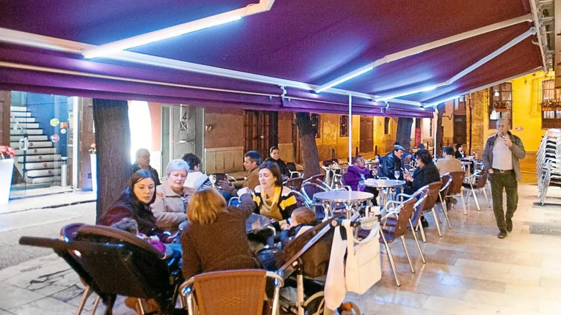 Las terrazas generan una parte importante de los ingresos de bares y restaurantes