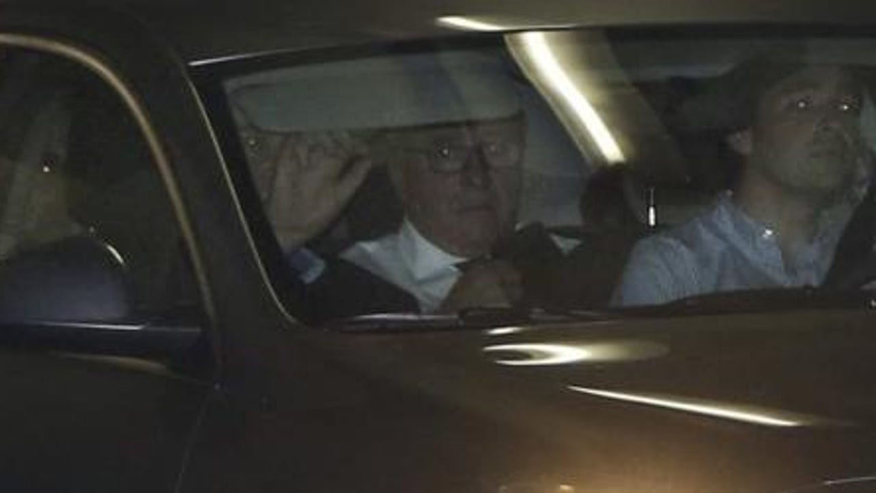 El juez del “caso Villarejo” propone juzgar al ex comisario de Barajas