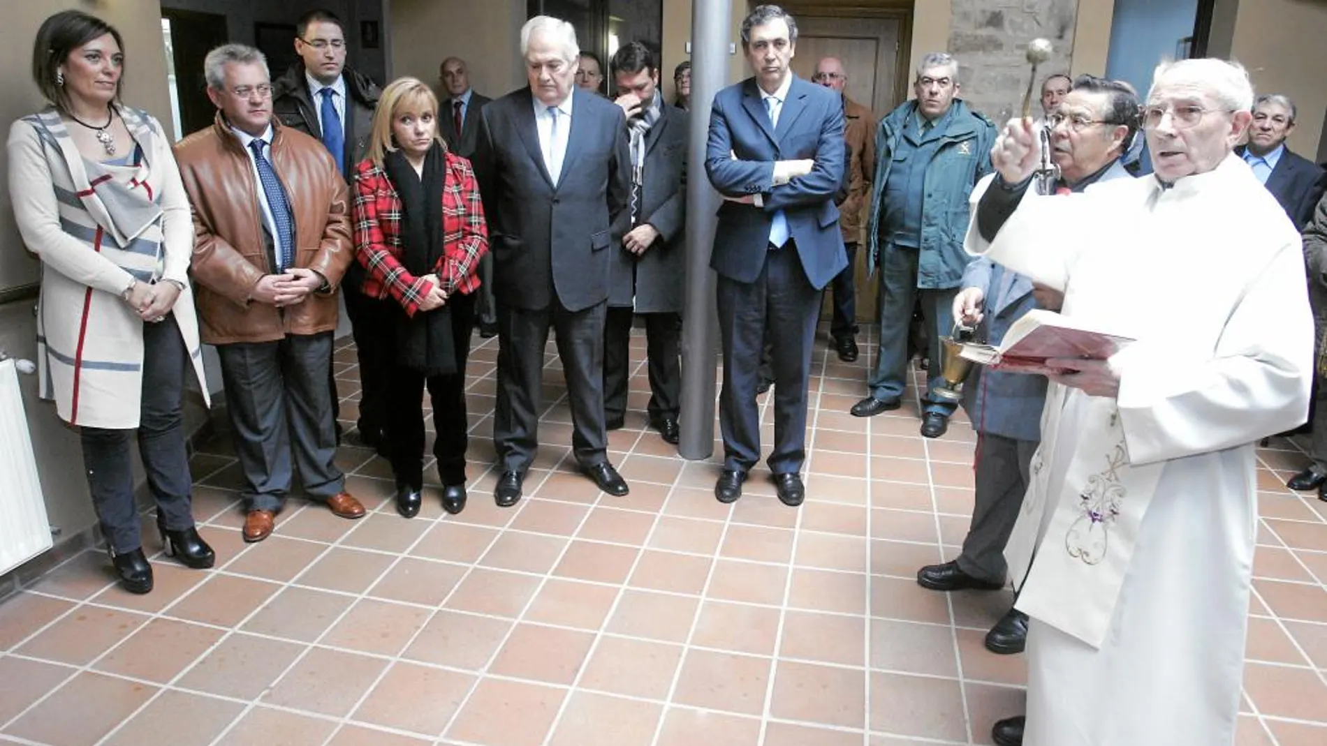 Echa a andar en León el nuevo centro multiservicios para personas mayores
