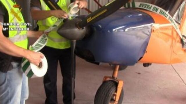 Veinte detenidos por introducir hachís en España mediante avionetas
