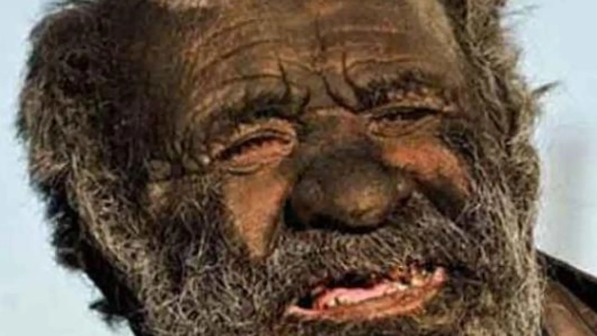 Un iraní de 80 años lleva 60 sin bañarse