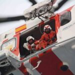 Rescatan a tres tripulantes de un velero francés incendiado al este de Mahón