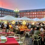 El turismo intensifica su capacidad de creación de emple.