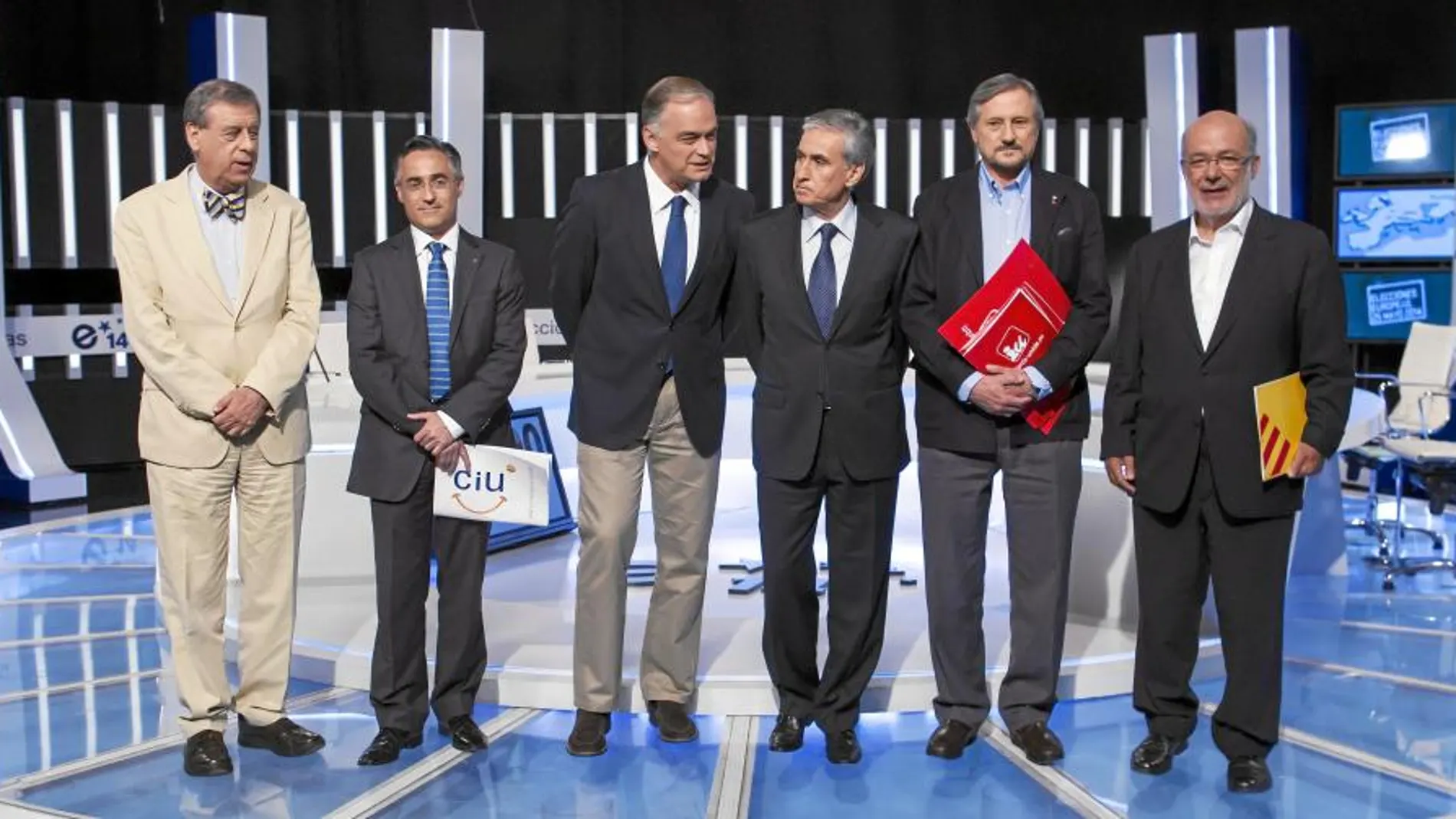 De izquierda a derecha, Sosa Wagner (UPyD), Ramón Tremosa (CEU), González Pons (PP), Jáuregui (PSOE), Willy Meyer (IU) y Terricabras (ERC)