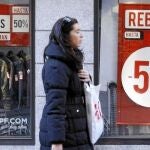 Los madrileños ya encuentran descuentos de entre el 20 y el 50 por ciento en la mitad de las tiendas de la región