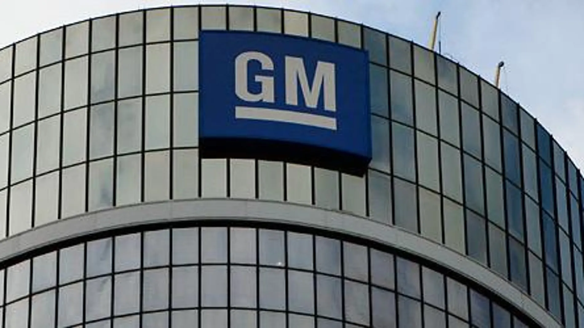 GM admite su «responsabilidad» en el defecto que ha causado 13 muertos