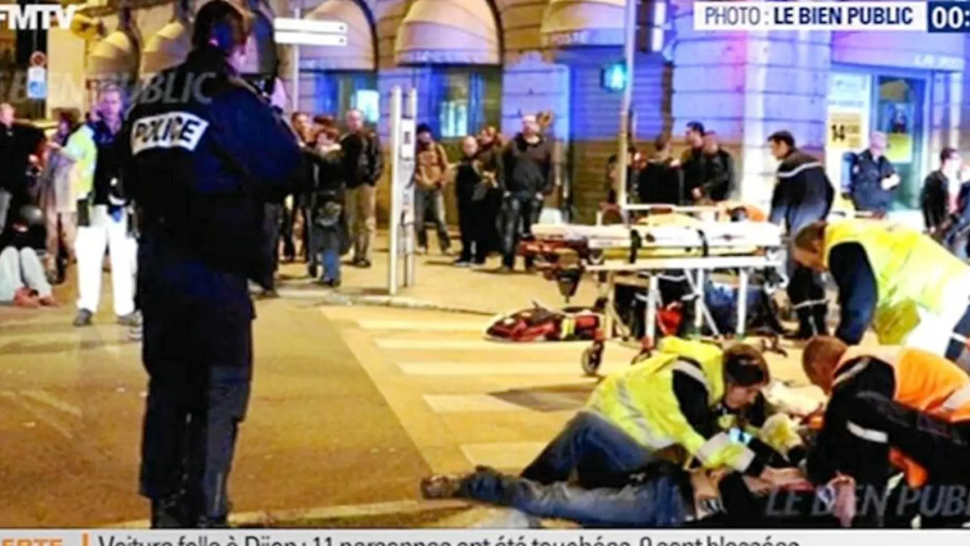 Los servicios de emergencia atienden a los heridos en el atropello de Dijon