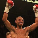 Apuñalan a un campeón de boxeo en un complejo turístico de Tenerife