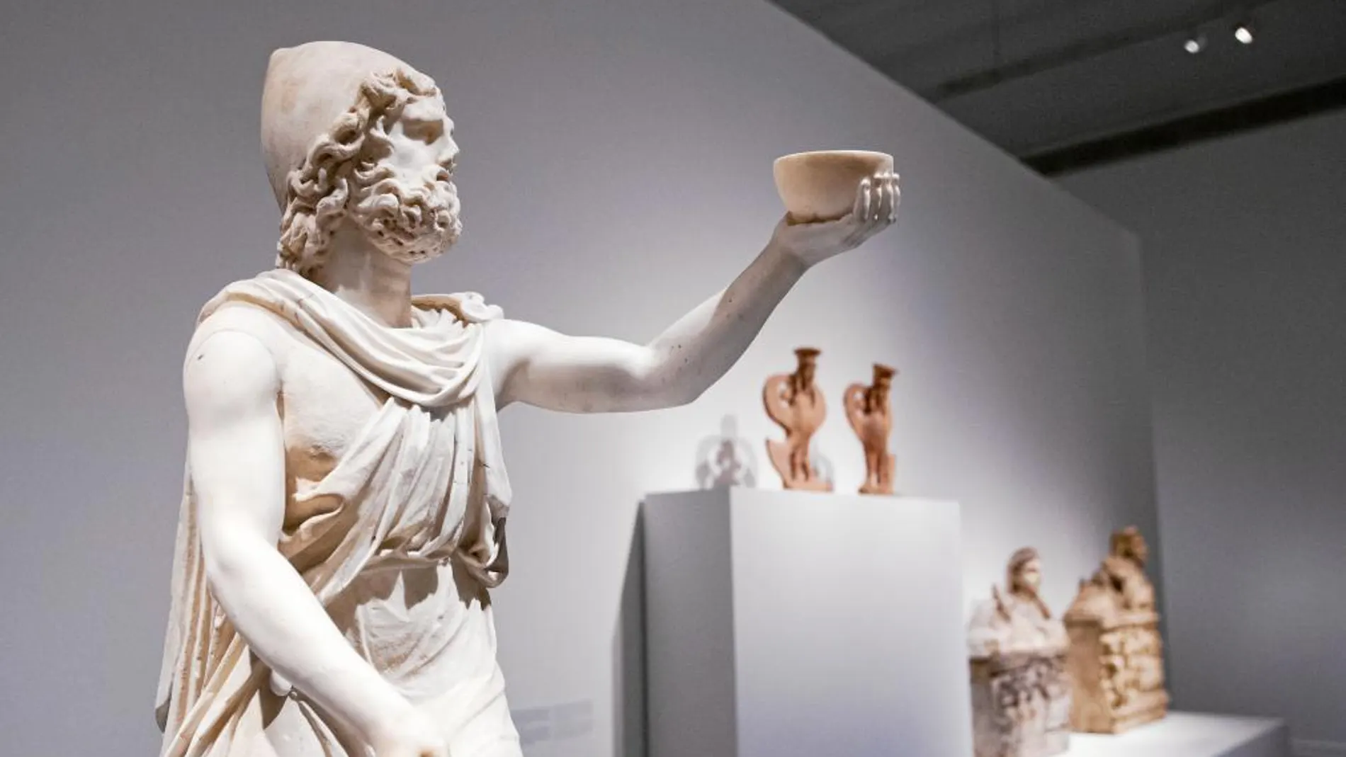 La exposición propone un viaje a los orígenes de la democracia en el siglo VI aC