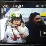 Imagen de Olesya Zhukovskaya tras ser herida en el cuello