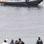 Efectivos del Instituto Armado rescataron del mar el pasado miércoles el cadáver de un joven subsahariano que participó en el asalto a la frontera española