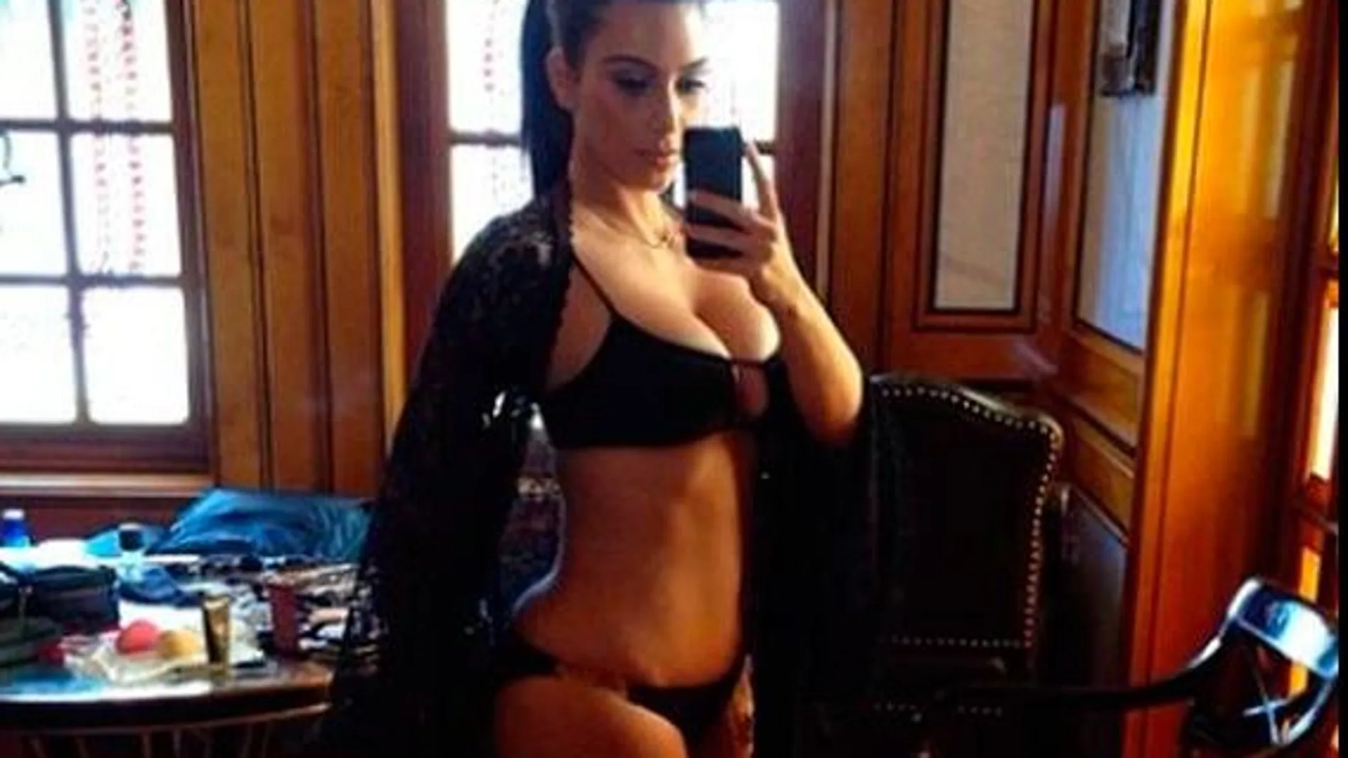 El selfie más sexy de Kim Kardashian