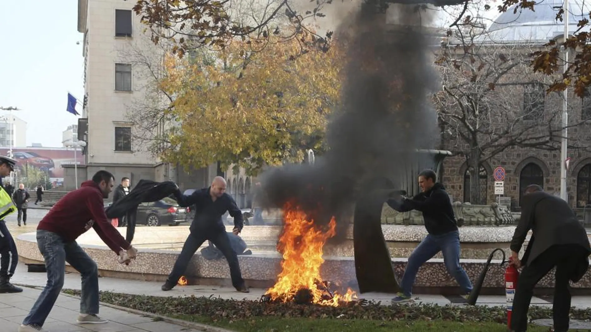 Una reportera gráfica desempleada se inmoló ayer frente la sede presidencial de Bulgaria, en pleno centro de Sofía
