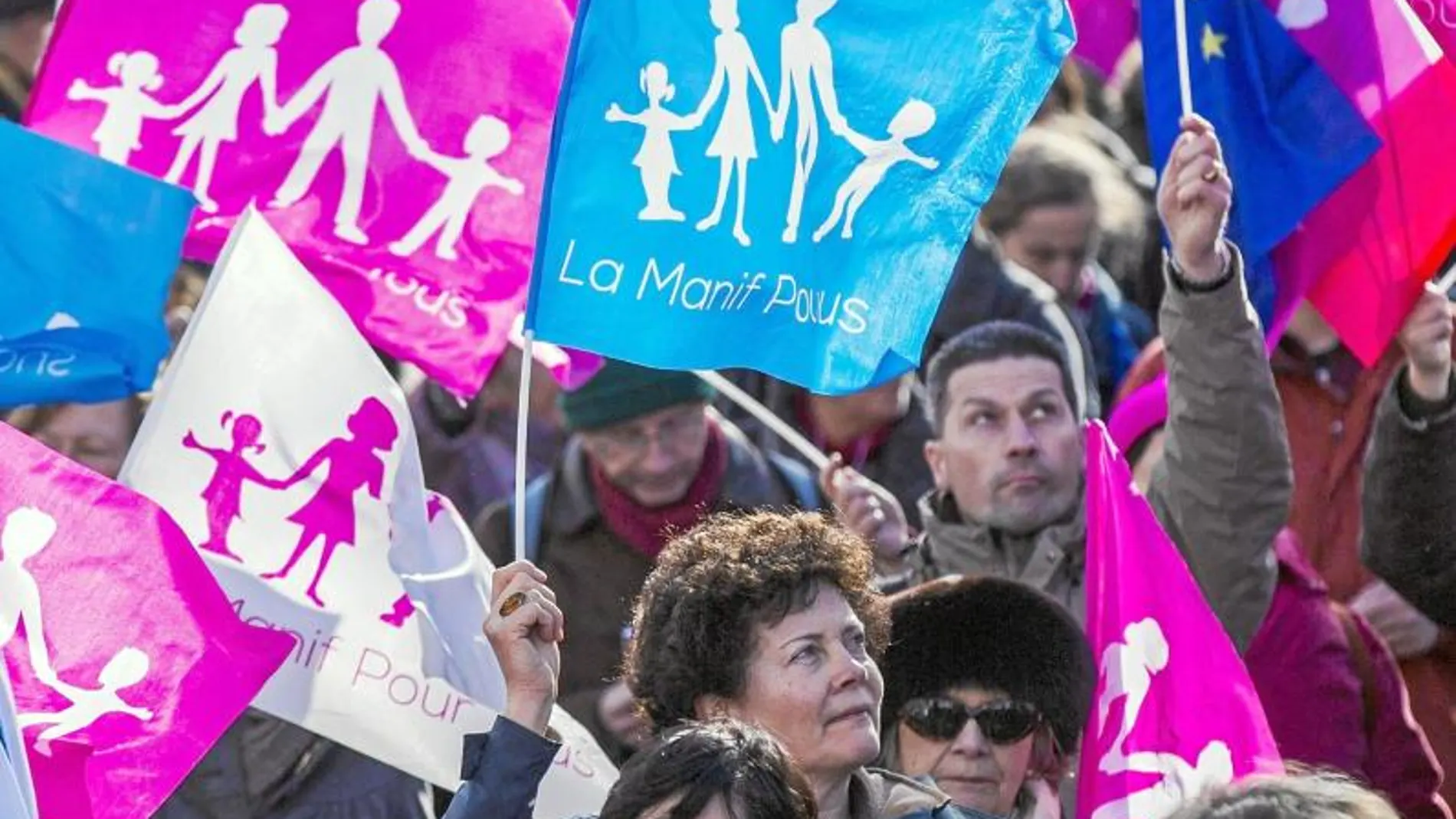 Manifestación en París el pasado domingo contra la legalización de los matrimonios homosexuales
