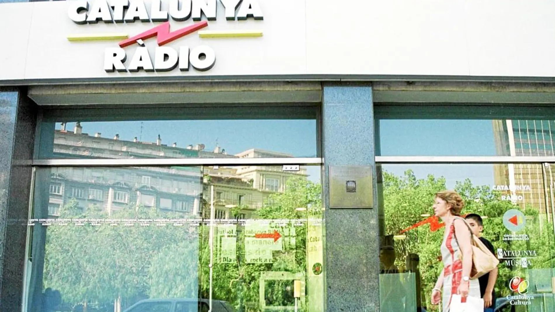 La sede de Catalunya Ràdio espera quién se sentará cada mañana en el estudio para presentar «El matí...»