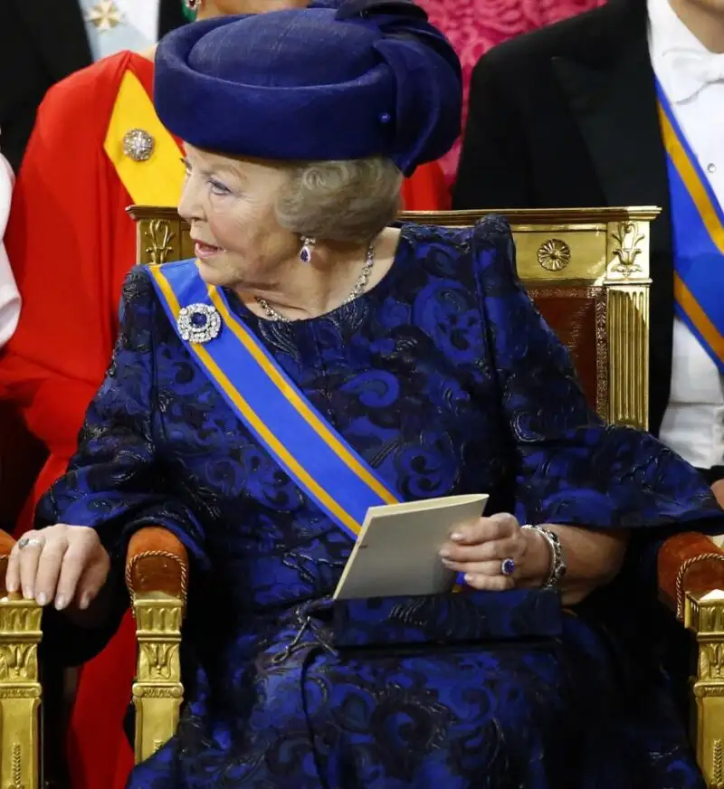 La Reina Beatriz de Holanda, en el acto de inauguración del reinado de su hijo Guillermo, tras su abdicación el pasado año.