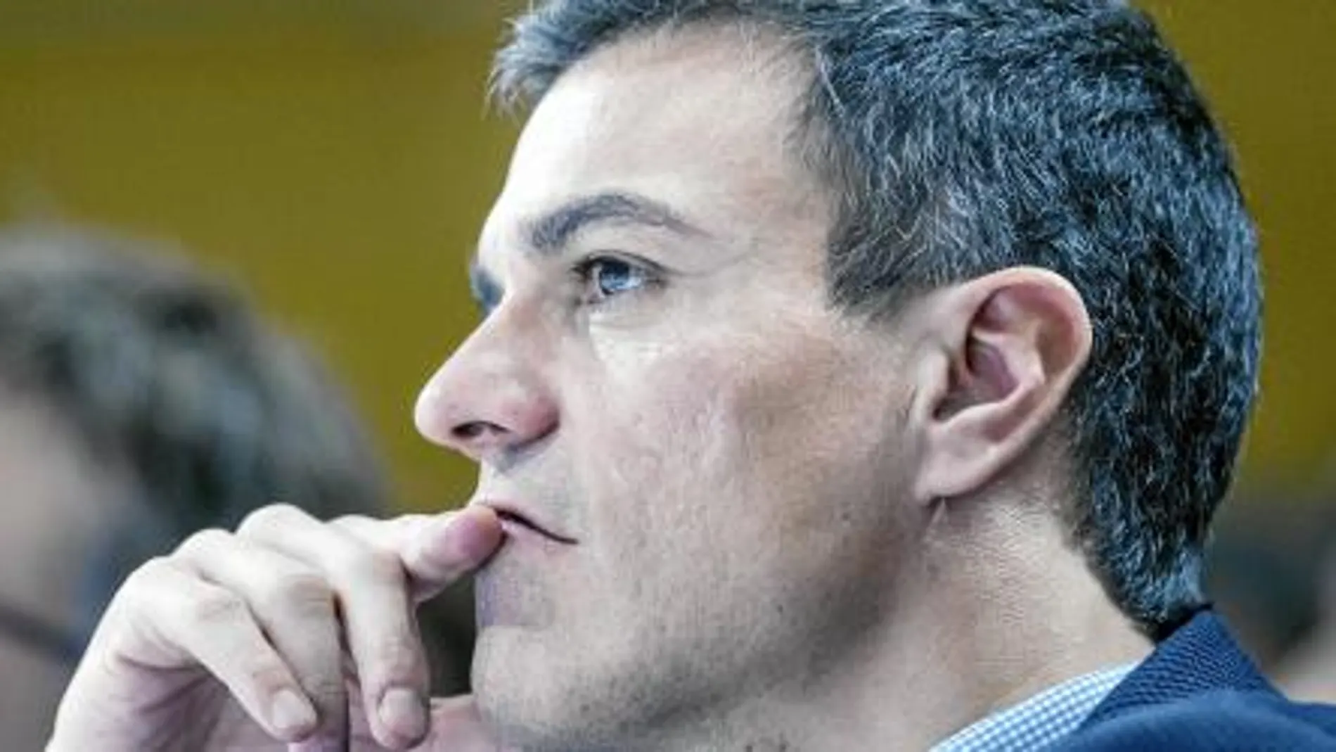 Pedro Sánchez, ayer en Valencia, durante la conferencia autonómica del PSOE