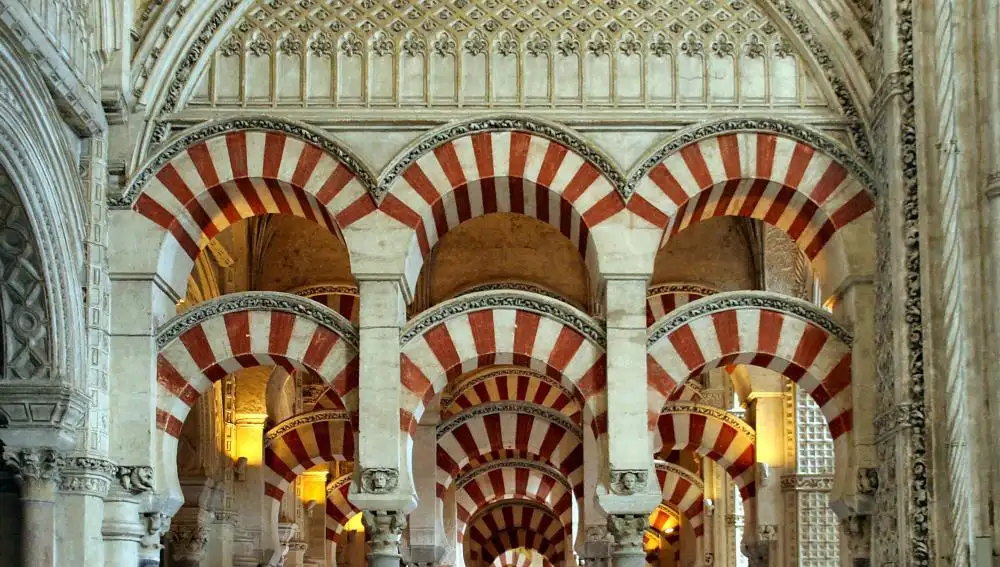 Interior de la Mezquita- Catedral de Córdoba