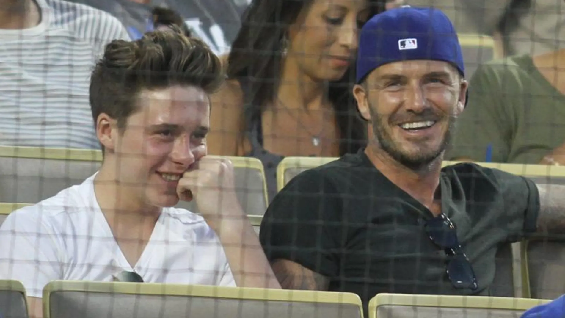 David Beckham, junto a su hijo Brooklyn.