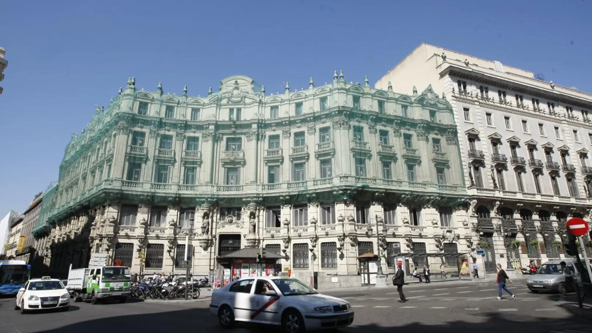 Remodelación de la Plaza de Canalejas.