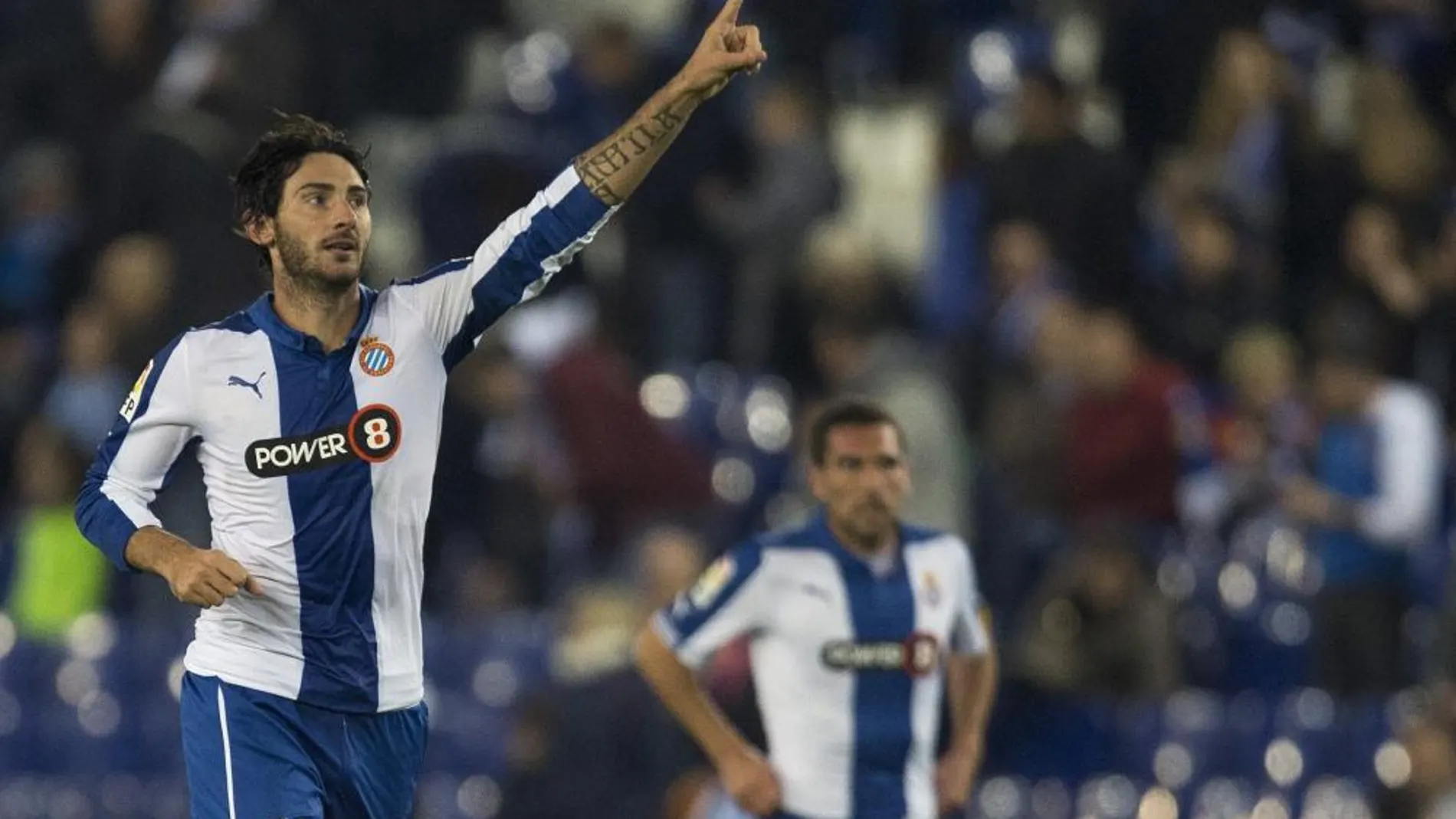 El defensa argentino del Espanyol Diego Daniel Colotto celebra el gol marcado ante el Villarreal
