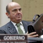 De Guindos anuncia que el paro caerá del 25%