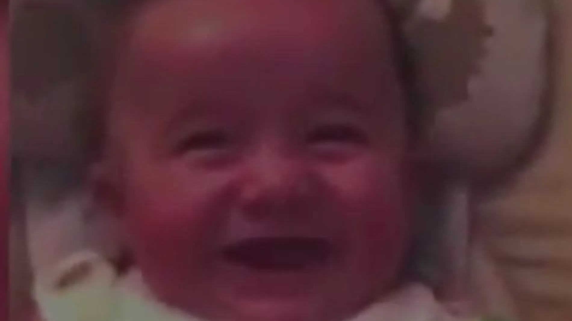 «El bebé que ríe como un troll», el vídeo que arrasa en la red