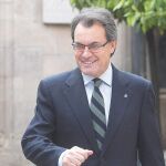 SIGUIENDO A CICERÓN. A Mas le quedaría el consuelo de que el menguado amor de los suyos vendría a compensar el odio de los otros