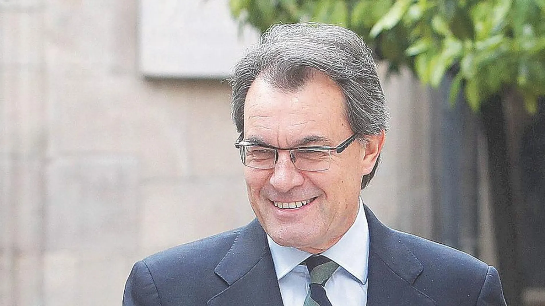 SIGUIENDO A CICERÓN. A Mas le quedaría el consuelo de que el menguado amor de los suyos vendría a compensar el odio de los otros