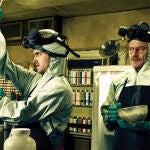 El cristalógrafo más famoso. La cristalografía, que celebra en 2014 su Año Internacional, se ha popularizado con la serie Breaking Bad, cuyos protagonistas son un profesor de Química y uno de sus antiguos alumnos metidos a fabricantes de cristales de metanfetamina