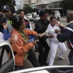 Detención de miembros de las Damas de Blanco durante una protesta el pasado 10 de diciembre en La Habana