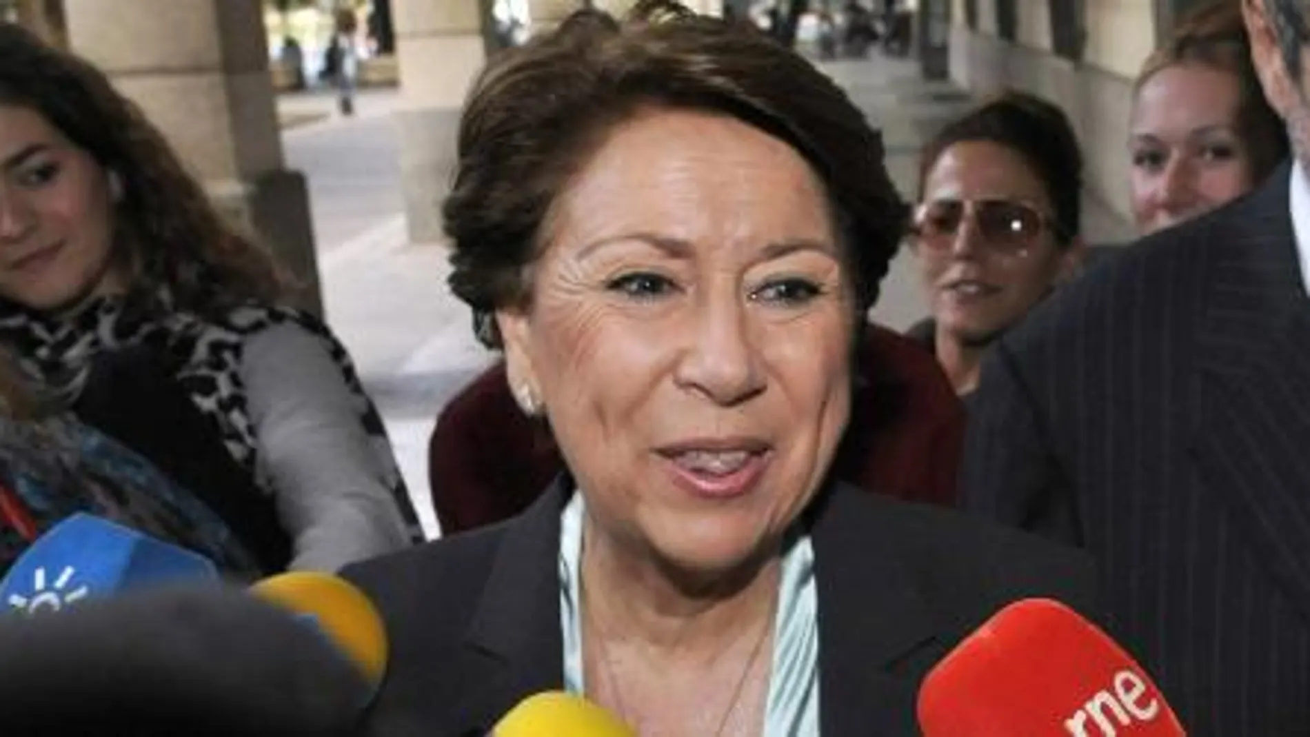 Magdalena Álvarez, a su llegada a los Juzgados de Sevilla, cuando compareció por segunda vez ante la juez Alaya.