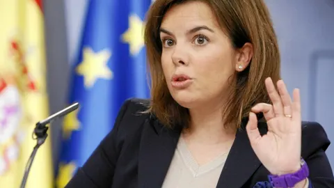 Soraya Sáenz de Santamaría, ayer, tras el Consejo de Ministros