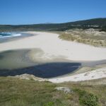 La playa de O Rostro, una de las tres analizadas por el IEO
