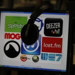 Cae el gasto en telefonía, Internet y TV de pago en los hogares españoles