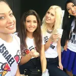  Polémica en Miss Universo por un «selfie» de Miss Israel y Miss Líbano
