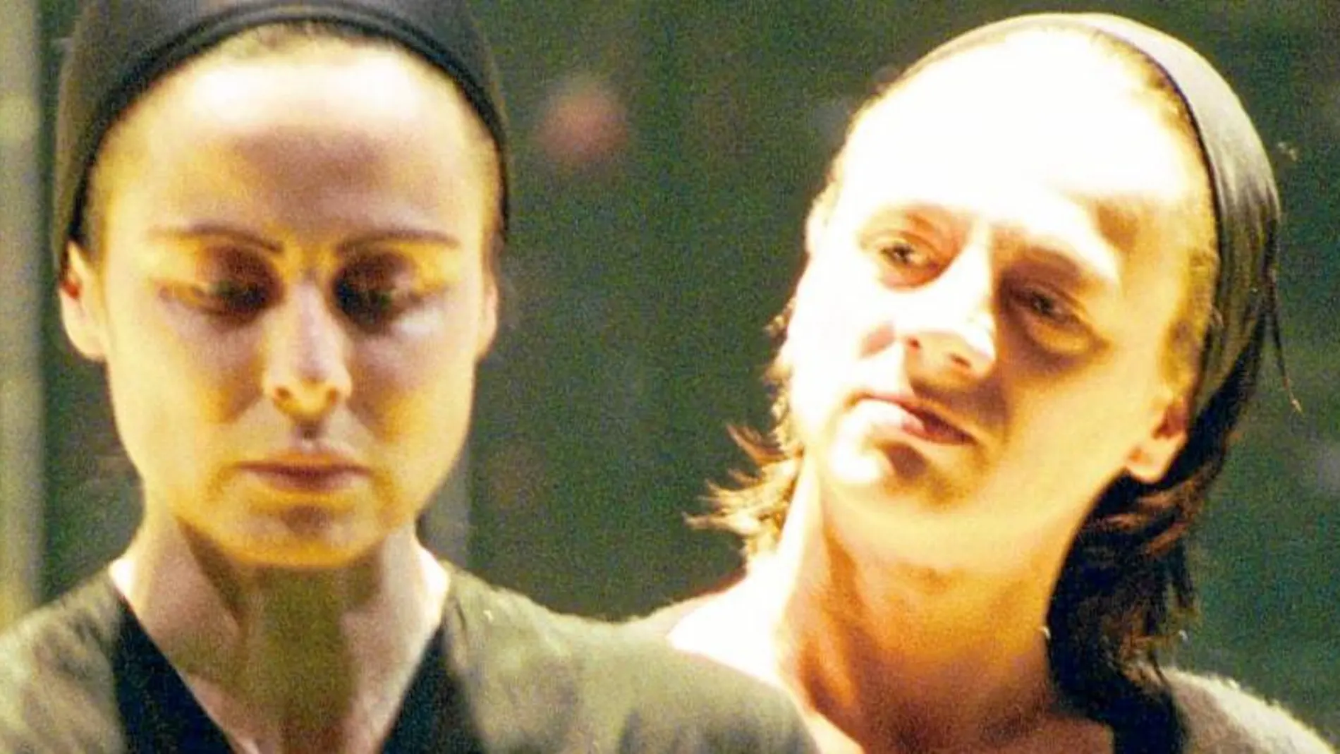 Aitana Sánchez Gijón y Emma Suárez (en la imagen) protagonizaron junto a Maru Valdivielso en 2005 la versión de «Las criadas» que dirigió Mario Gas y levantó el telón en el Teatro Albéniz de Madrid