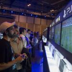 Dos de las visitantes a la MGW 2014 caracterizadas como dos personajes de videojuegos.
