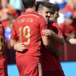 David Villa y Diego Costa celebran el primer gol del equipo