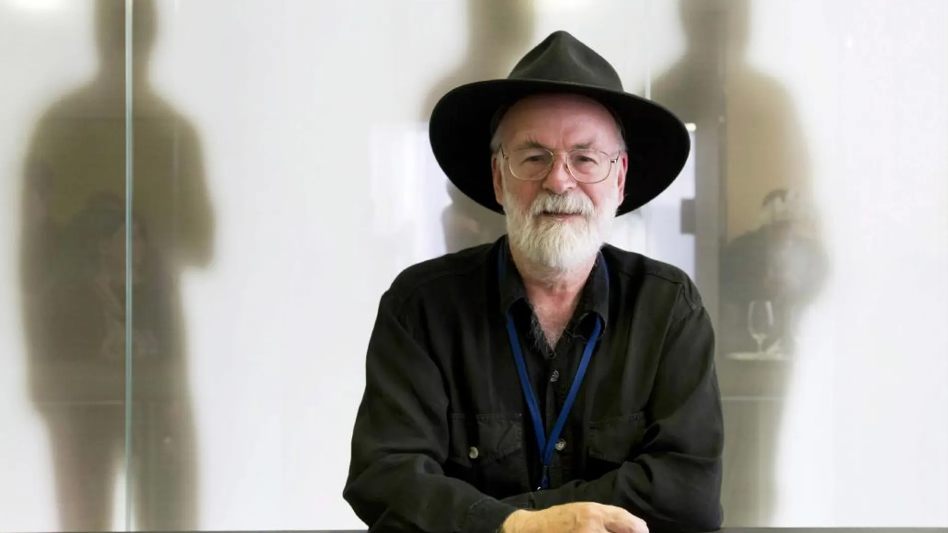Fotografía de archivo fechada el pasado 15 de junio de 2012 que muestra al novelista británico Terry Pratchett