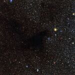 La nebulosa oscura LDN 483 en como un útero gestante de nuevas estrellas